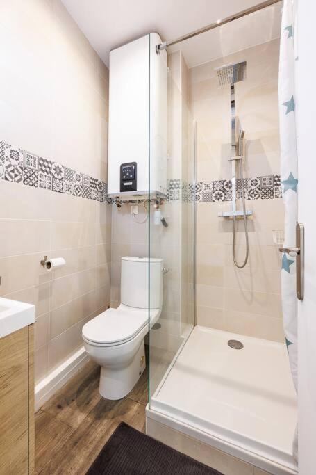 Appartement Au Coeur Du Panier T2 Climatise Et Equipe Marseille