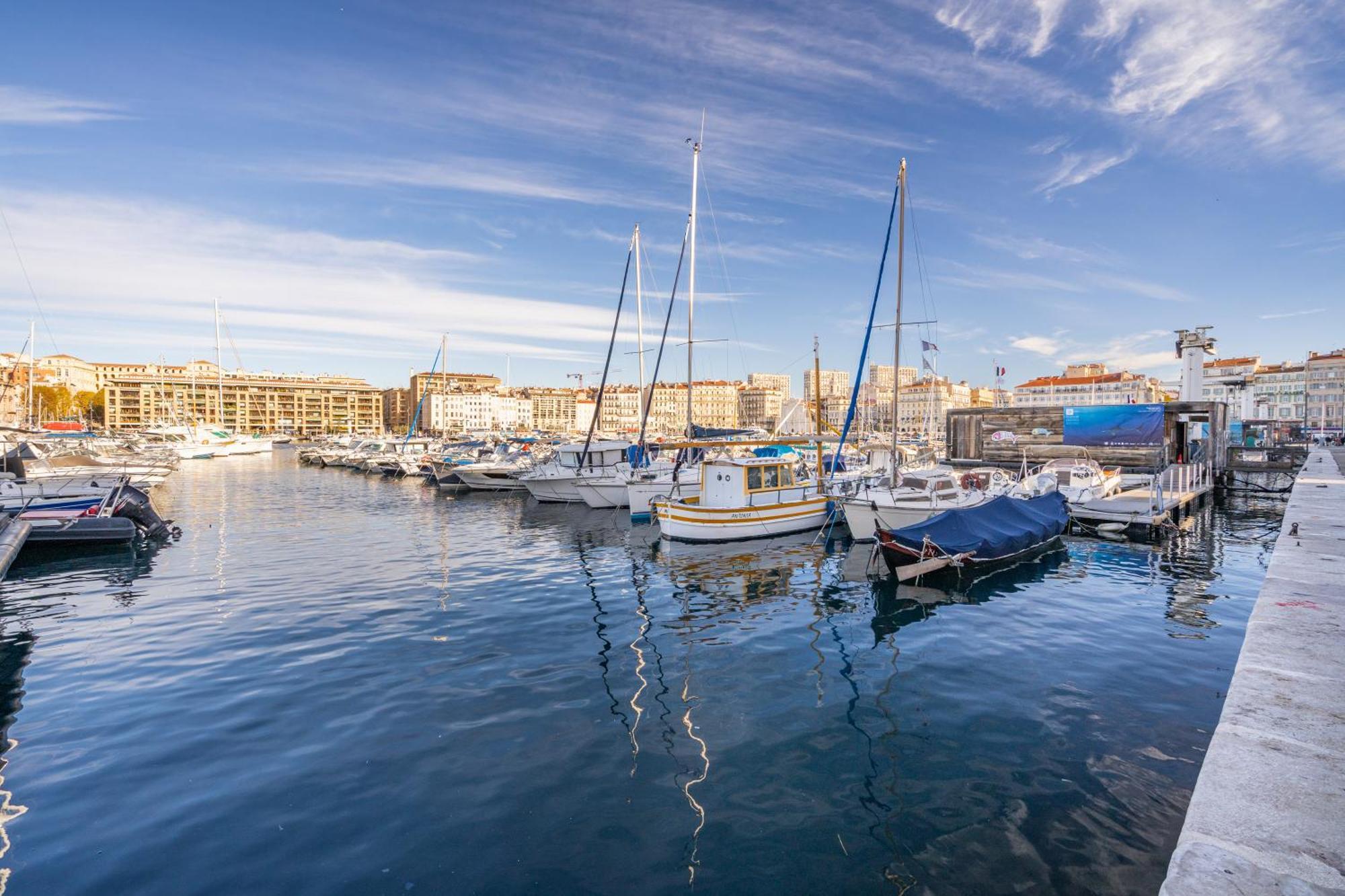 La Pitcholine, Avec Balcon Au Vieux Port * Marseilles