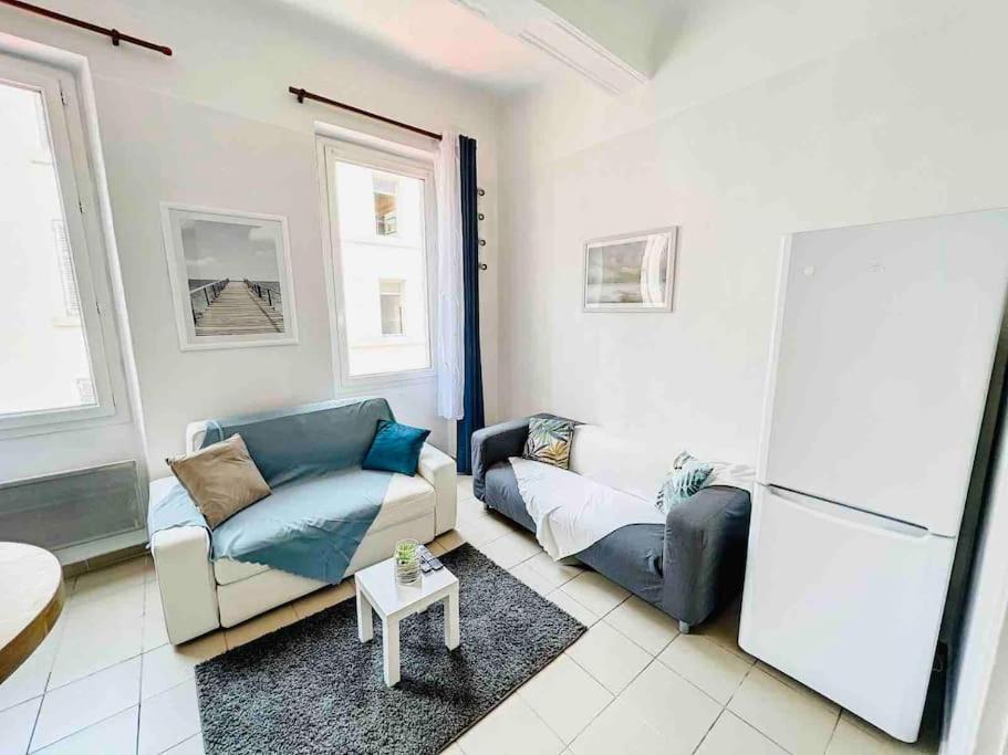 Marseille, Vieux-port, Opera ,t2, Center 13001 Apartment *