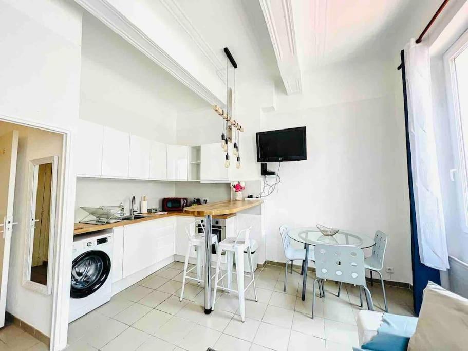 Apartment Marseille, Vieux-port, Opera ,t2, Center 13001 *