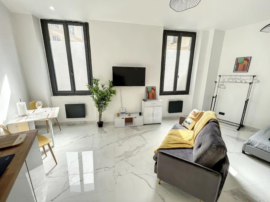 Apartment Marseille, Vieux-port , Noailles, Grand Marseille
