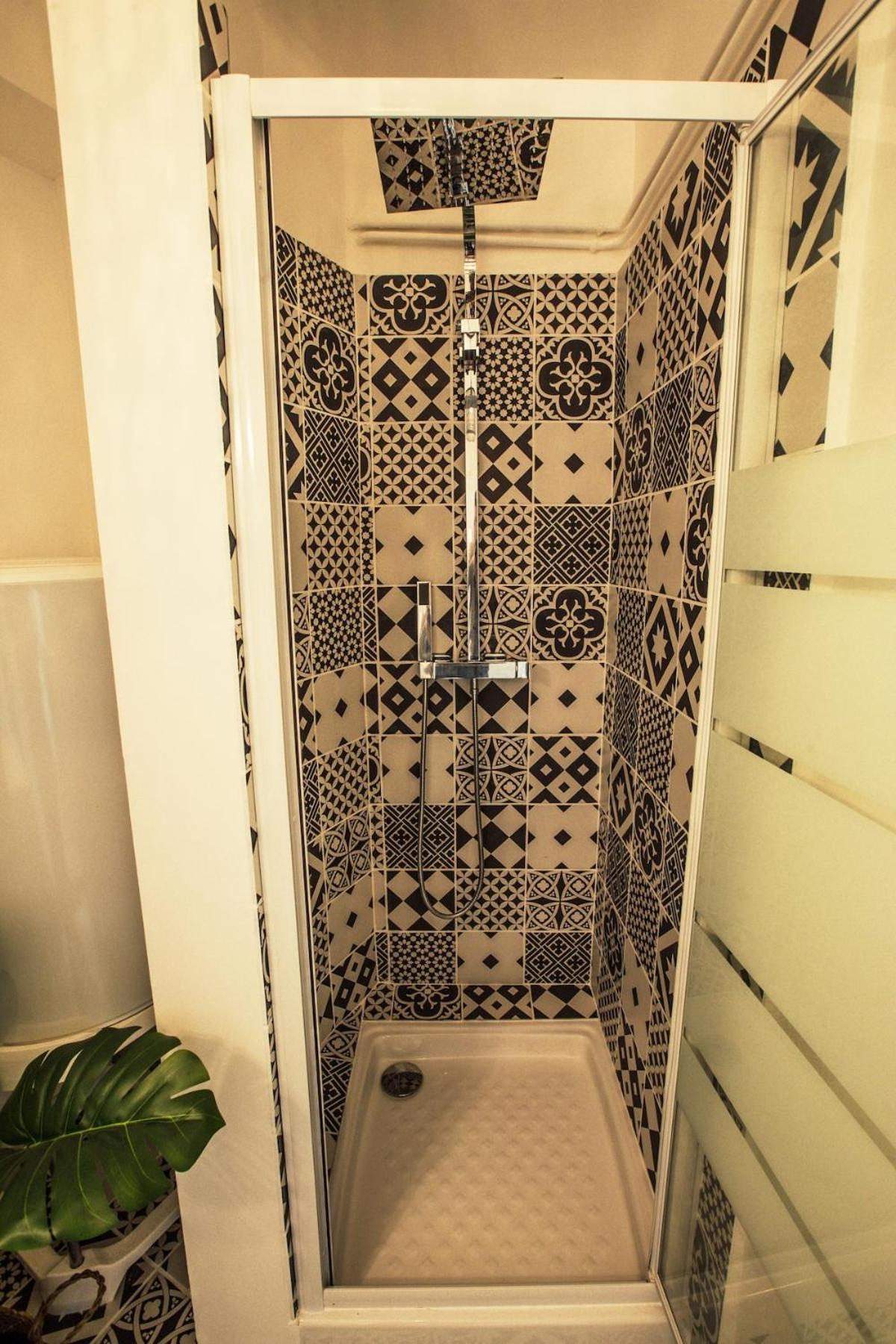 Appartement T2 Cosy, Vue Exceptionnelle, Hypercentre, 5mn Gare Marseille