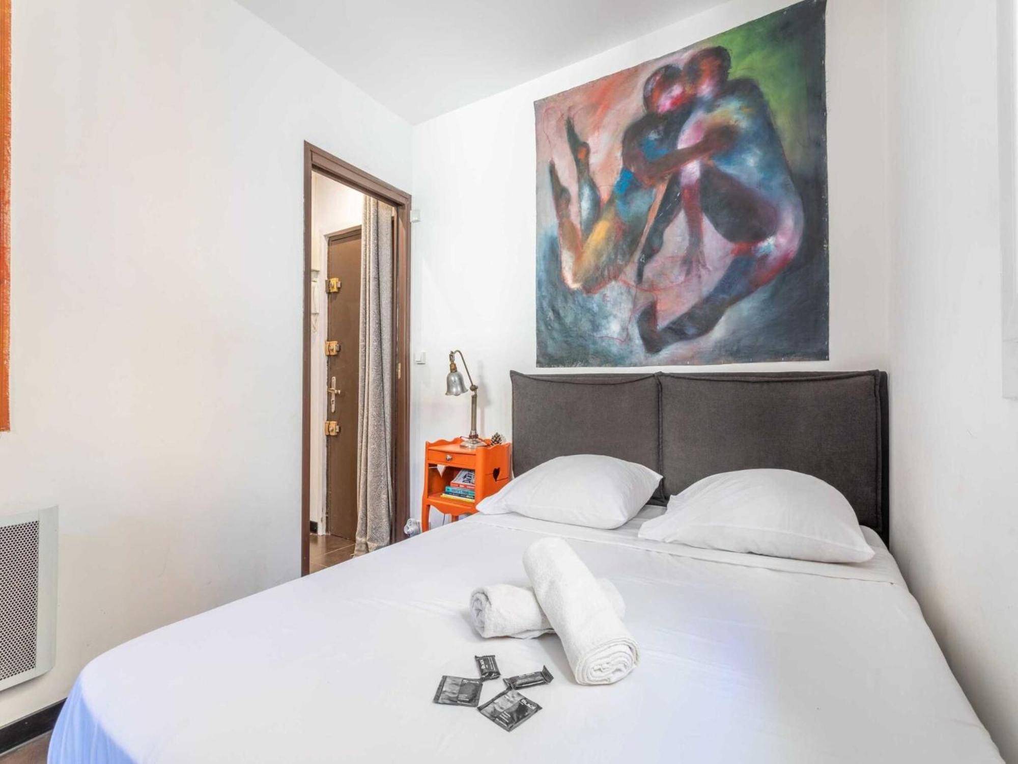 Magnificent With Terrace -1br 4p- Appartement *