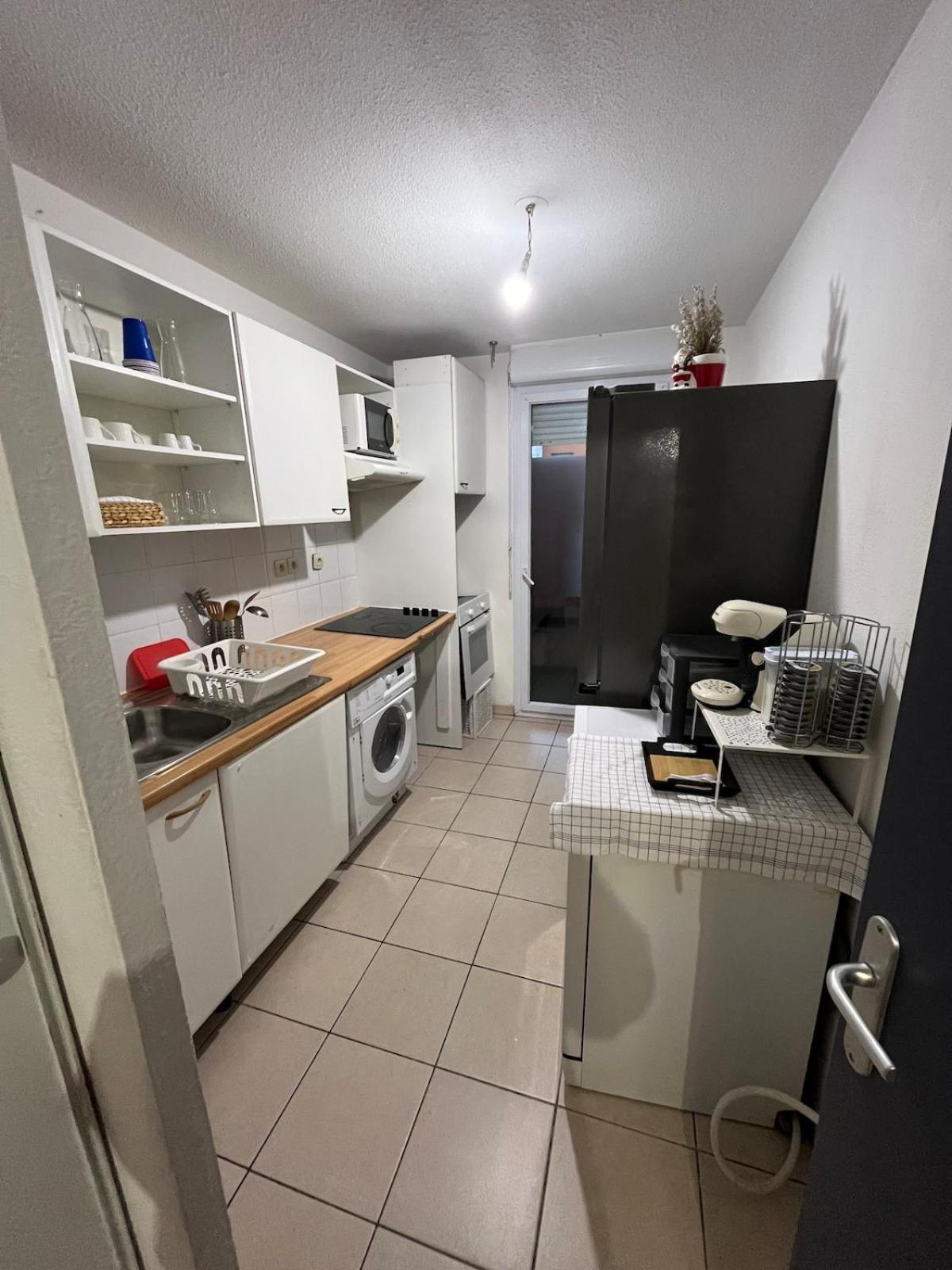 Spacieux Avec Piscine Appartement *