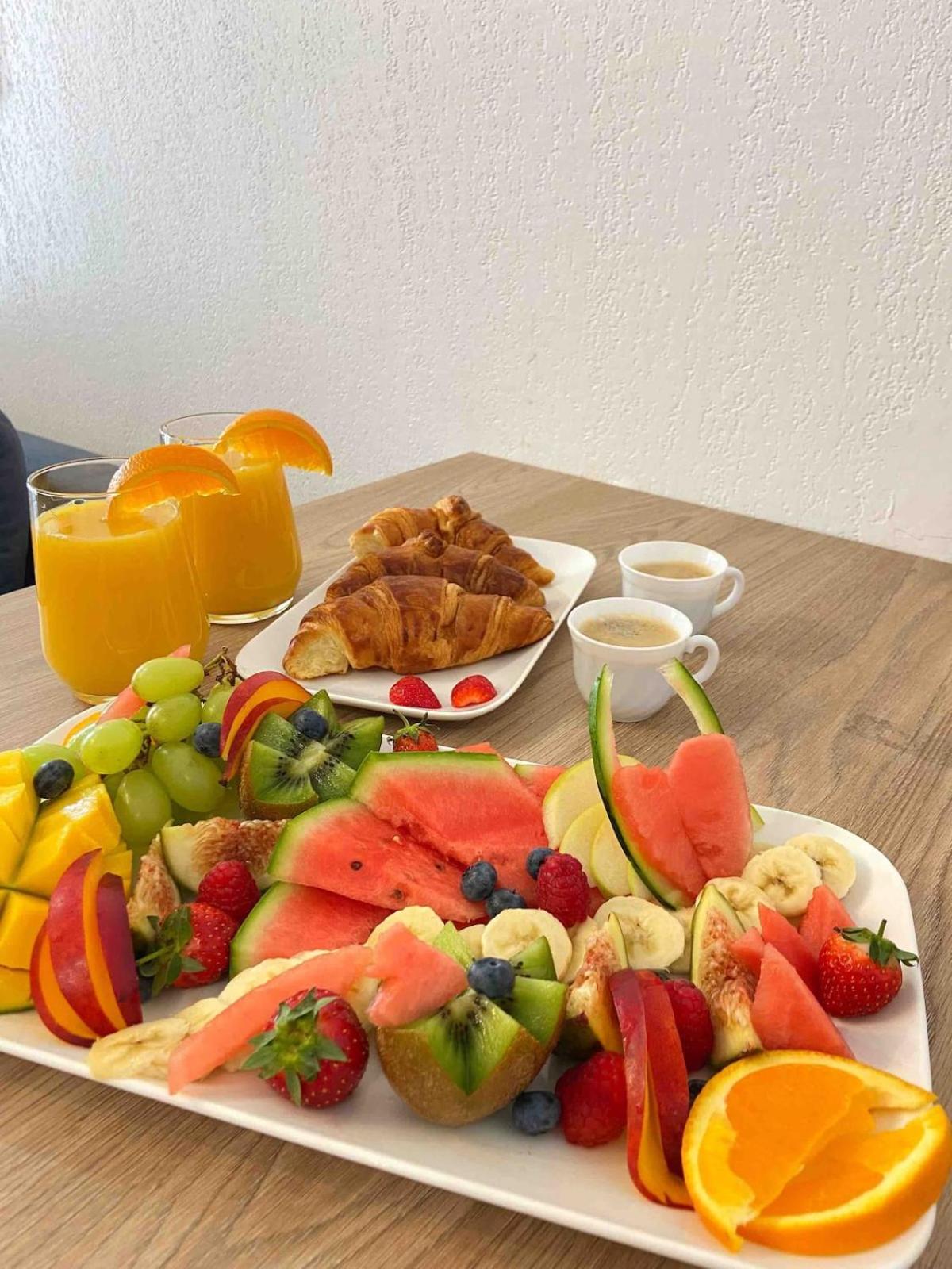 Apartment Le Mayda - Parking Prive Gratuit Marseilles