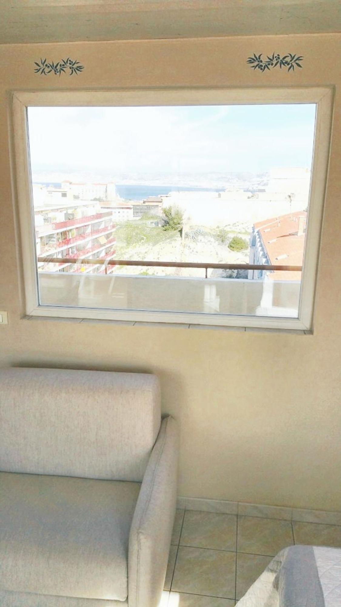 Avec Vue Sur La Terrasse Amenagee Et Wifi A A 1 Km De La Appartement *