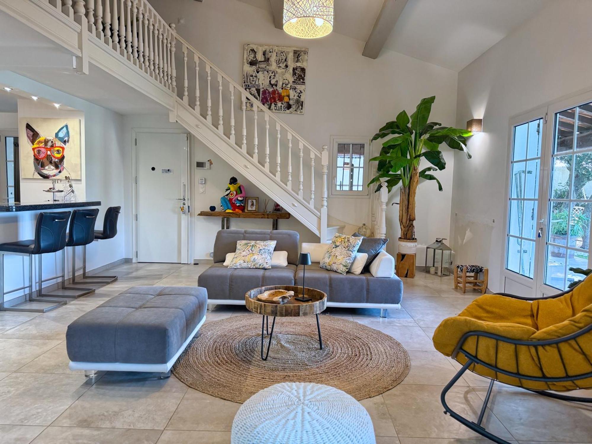 Villa Prestige 5 Etoiles, Piscine, Jacuzzi & Vue - Climatisation Marseille