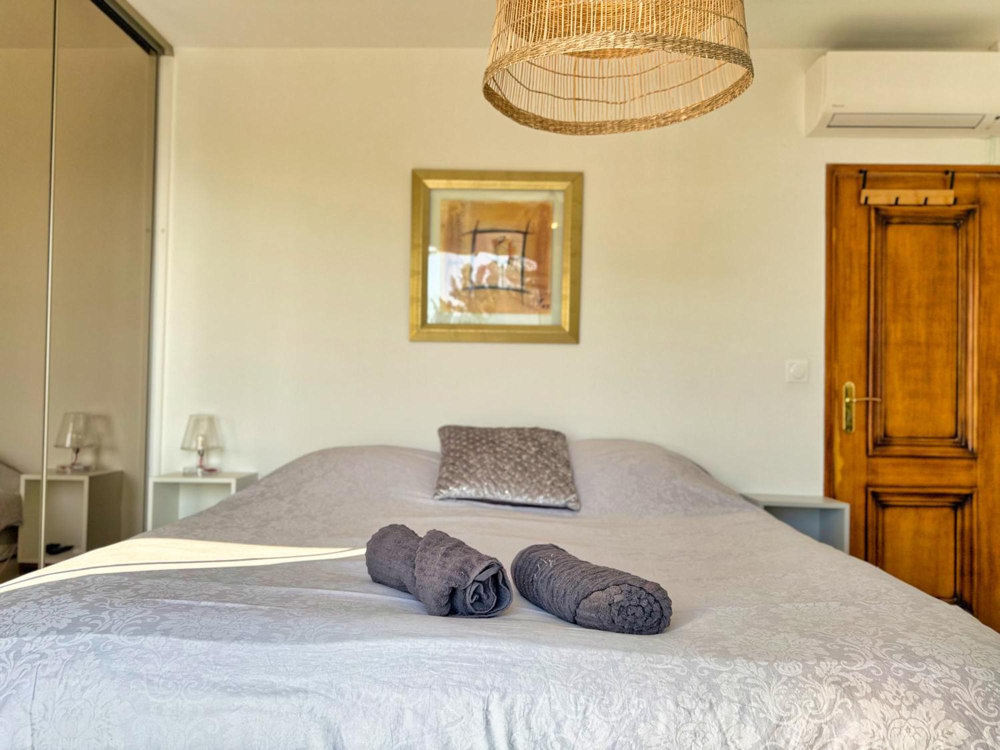 Prestige 5 Etoiles, Piscine, Jacuzzi & Vue - Climatisation Villa *