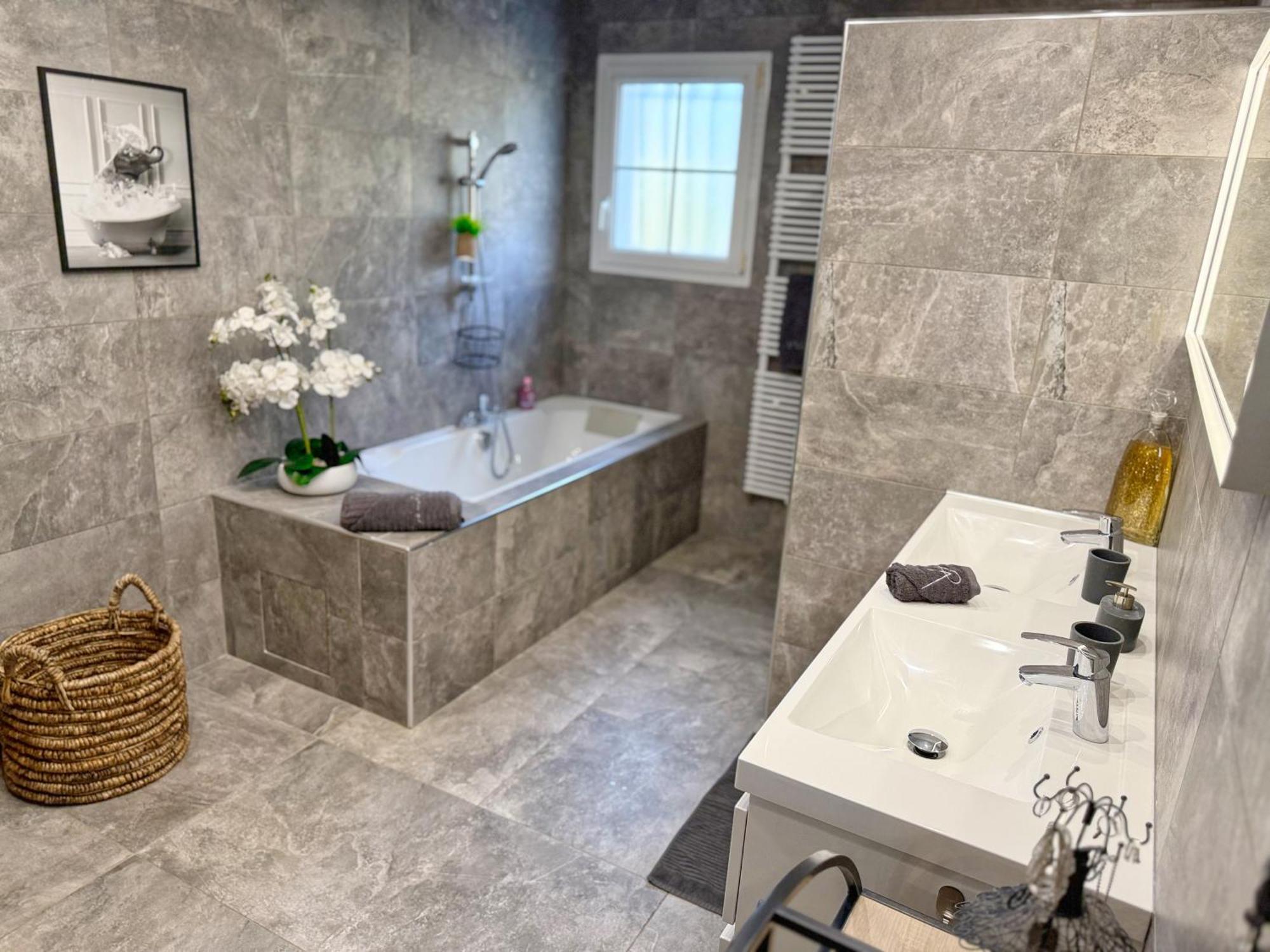 Villa Prestige 5 Etoiles, Piscine, Jacuzzi & Vue - Climatisation Marseille