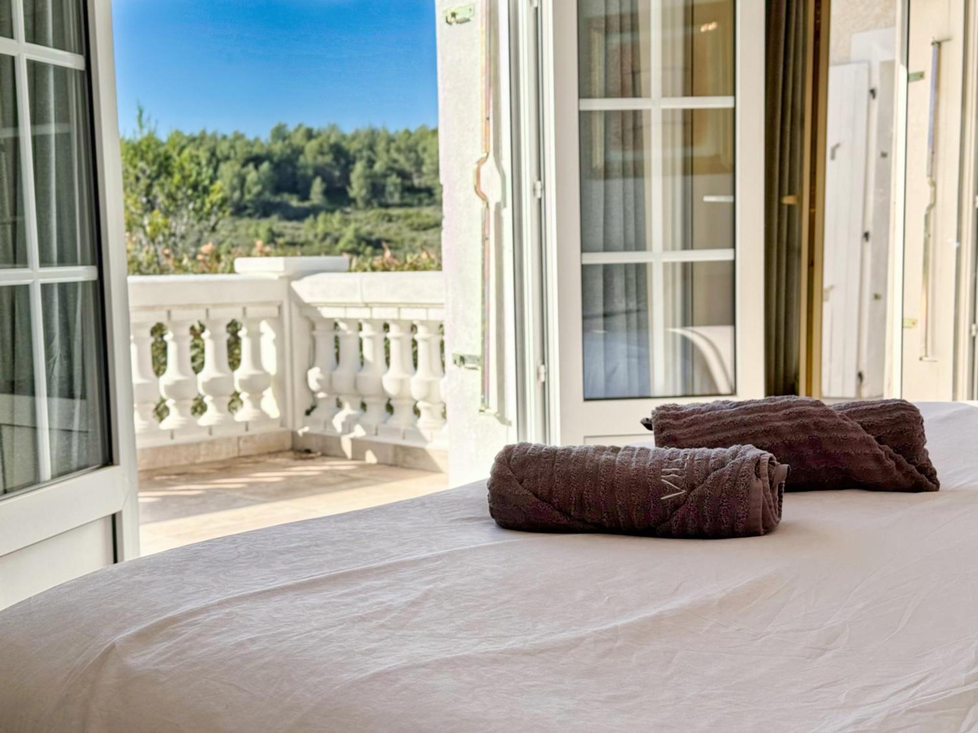 Prestige 5 Etoiles, Piscine, Jacuzzi & Vue - Climatisation * Marseilles