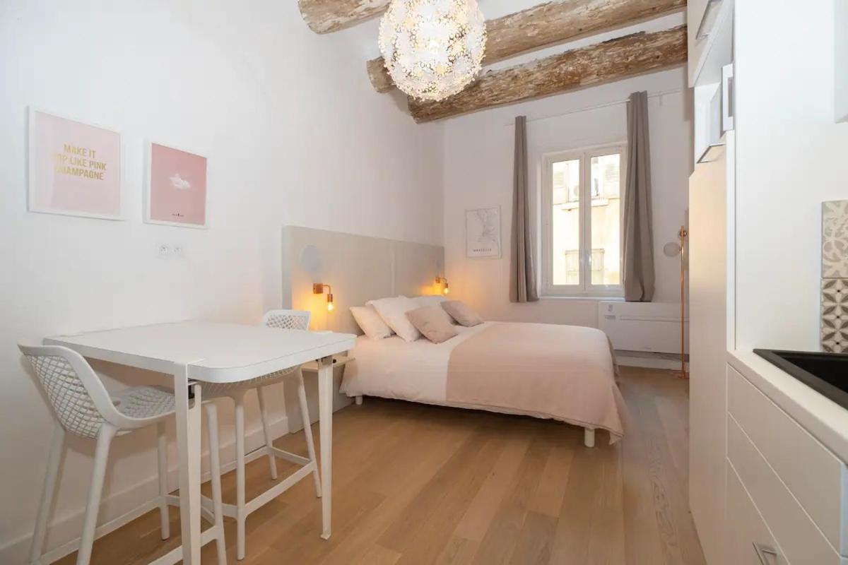 Appartement Design Vieux Port Equipe Climatise Marseille