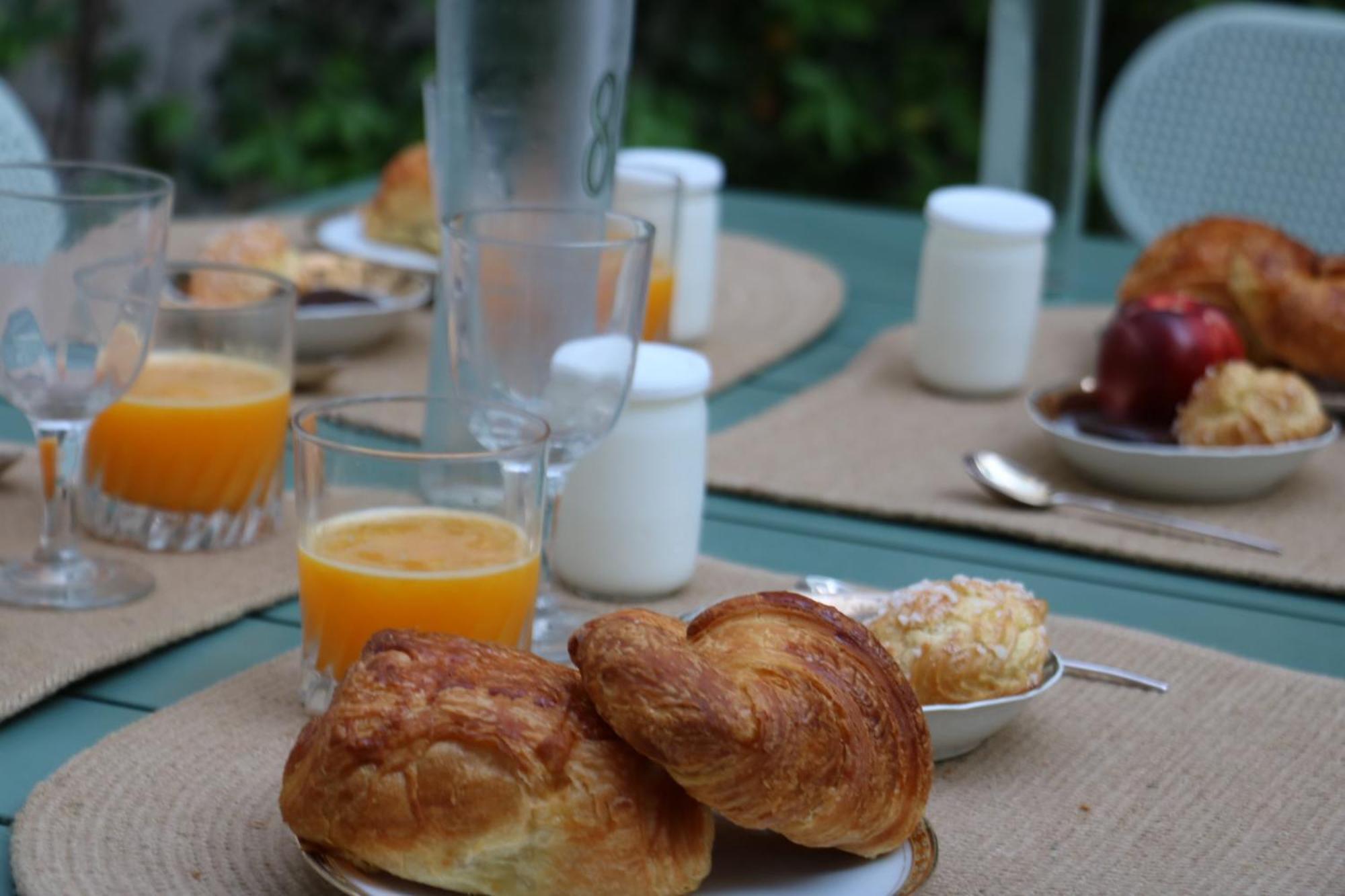 Maison Chaliot Hosts & Events Bed & Breakfast Marseille