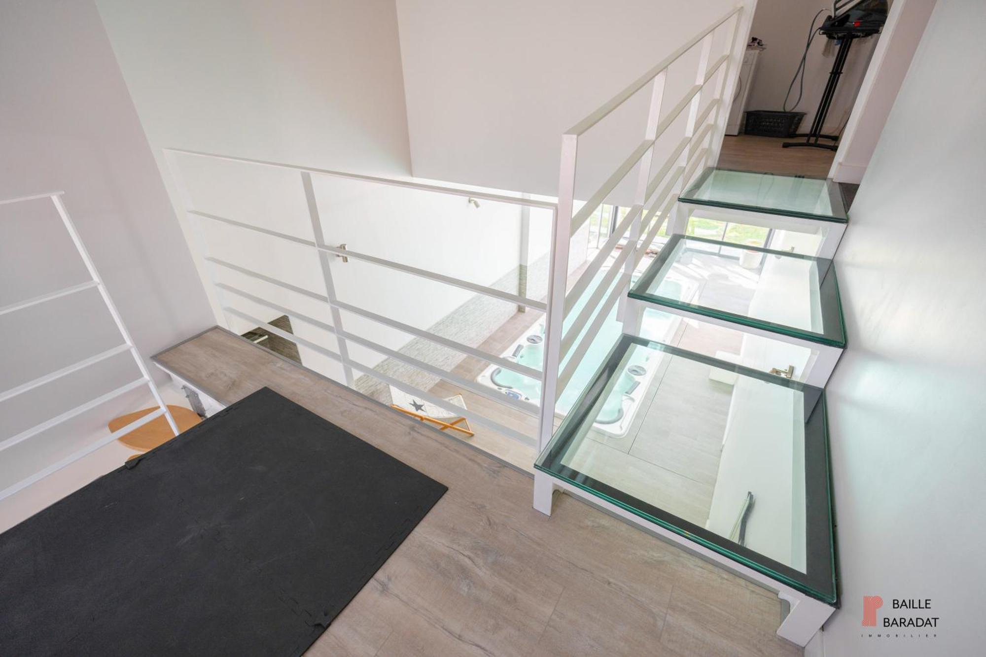 Queen Avec Jardin, Piscine Et Chauffe Interieur - 15 Couchages Marseilles
