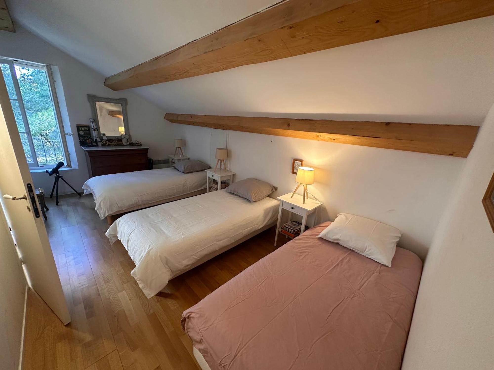 Bastide Provencale Avec Piscine Villa *