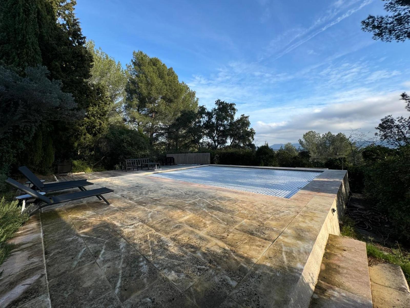 Bastide Provencale Avec Piscine Marseille