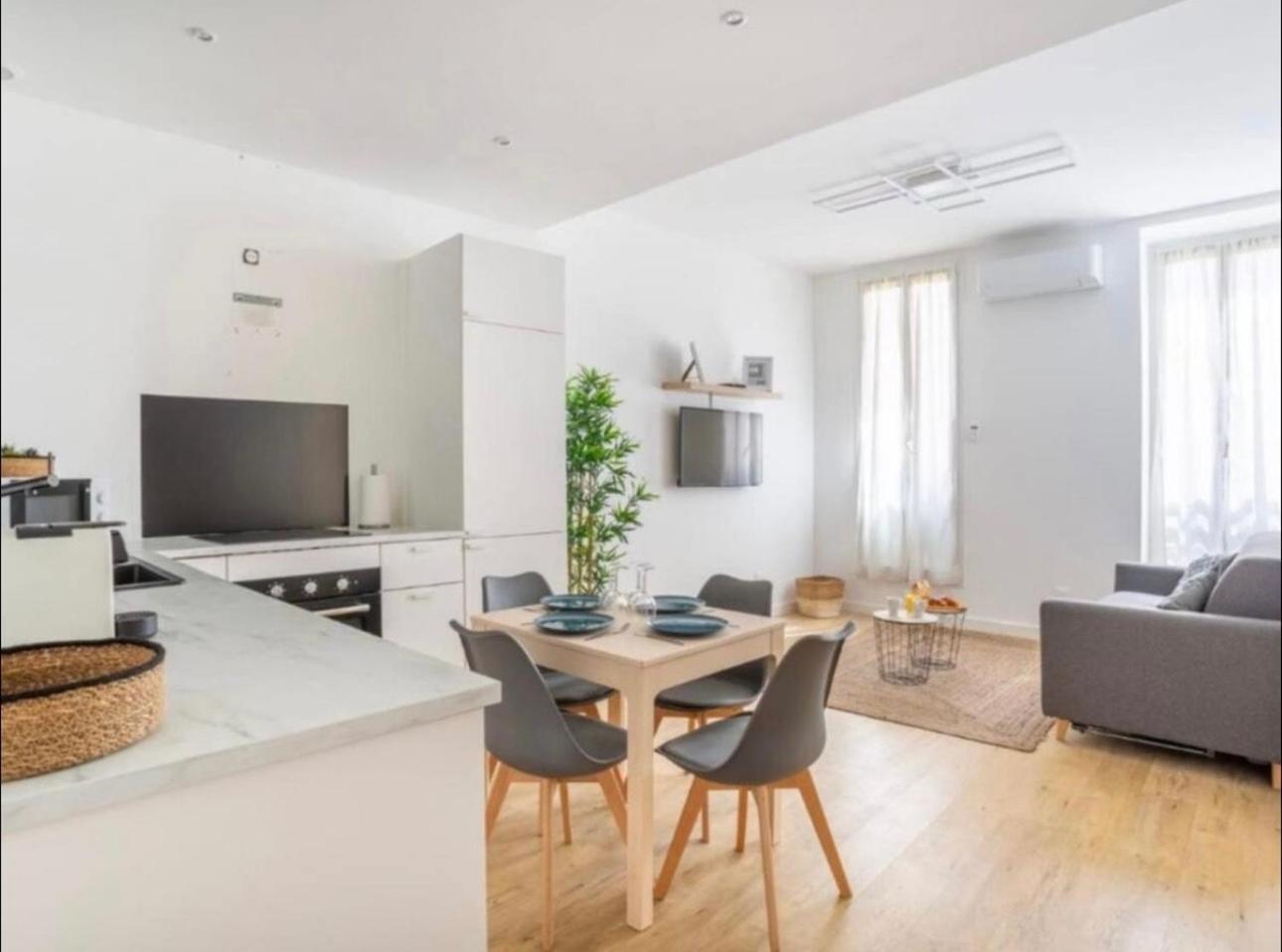 Appartement Cosy Azur Au Coeur Du Vieux Port *