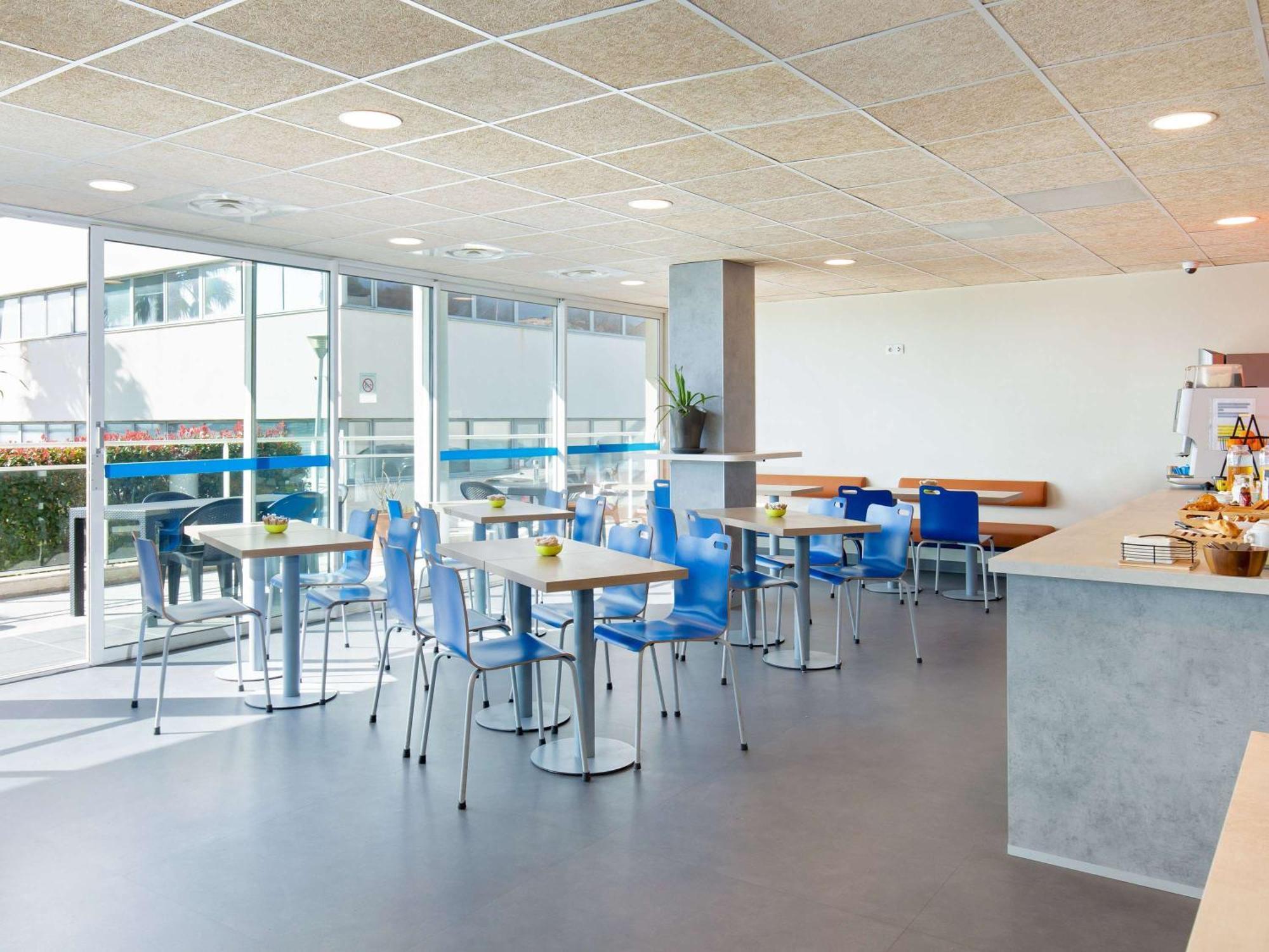 Ibis Budget L'estaque 2*