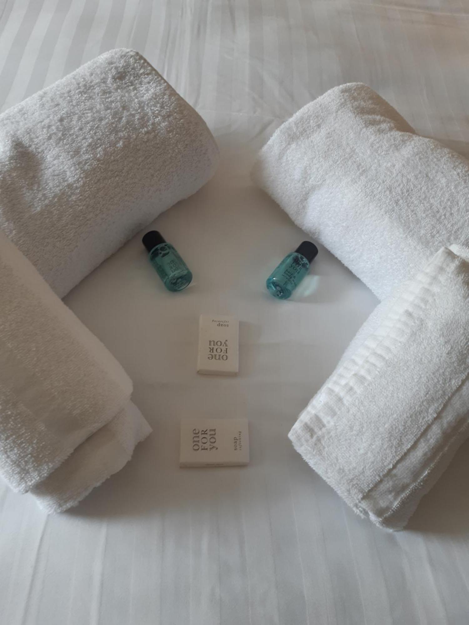 Appartement Beau Prado Parc Piscine Stade *
