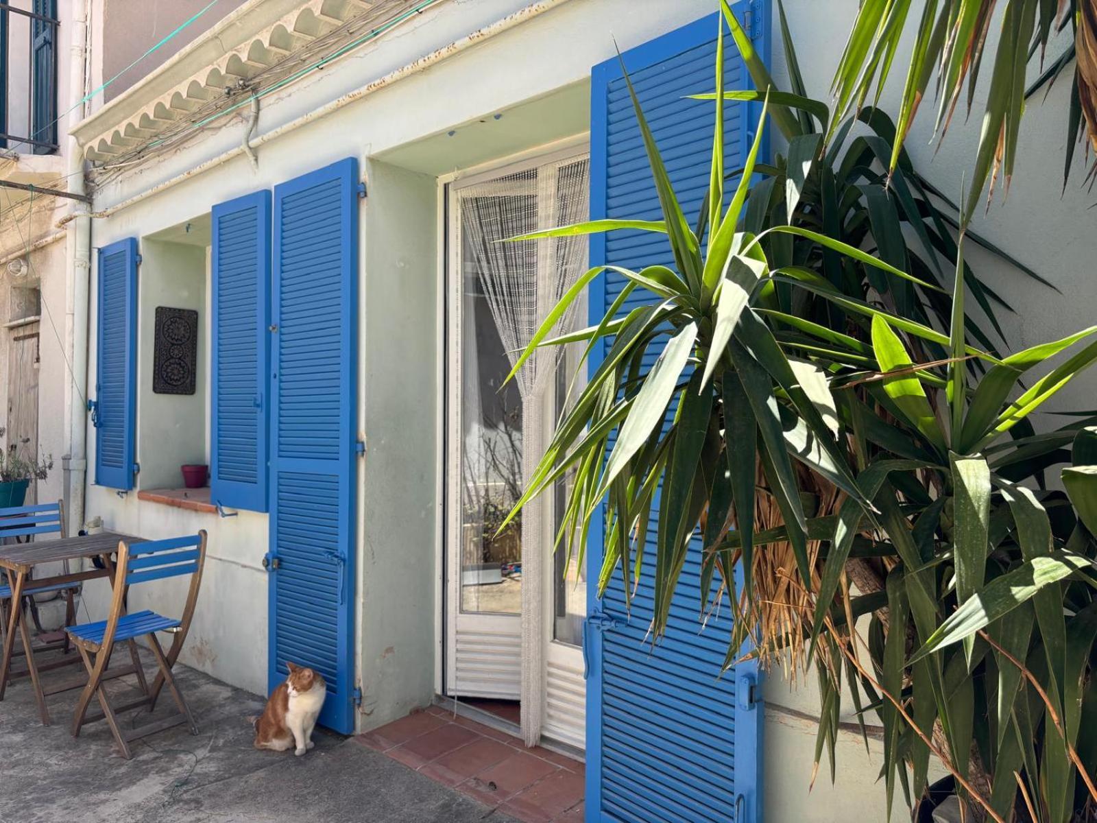 Hébergement de vacances Charmante Petite Maison Entre Et Vieux Port *