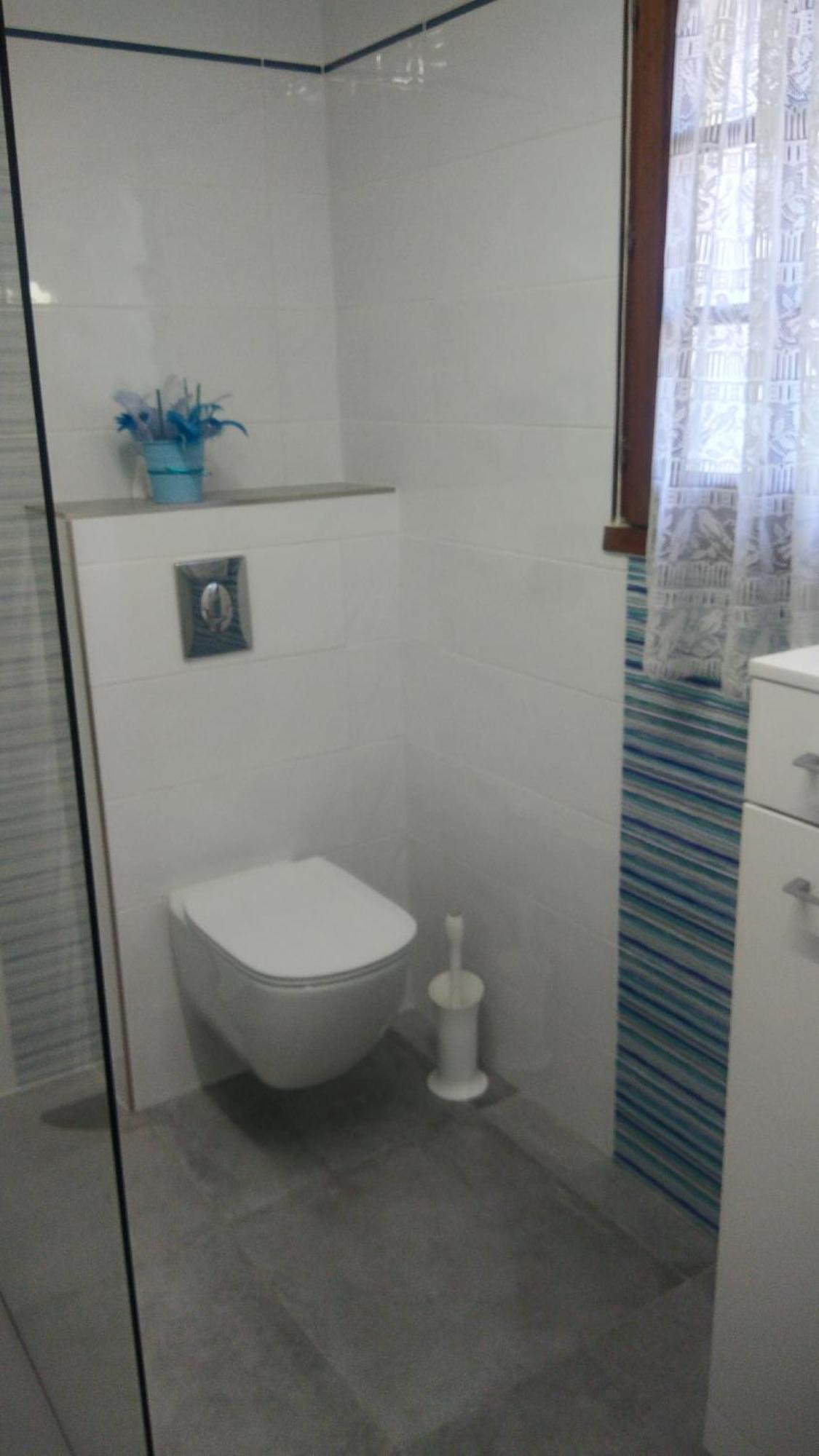 140 M2 Piscine Jardin 5 Personnes Et Un Bebe