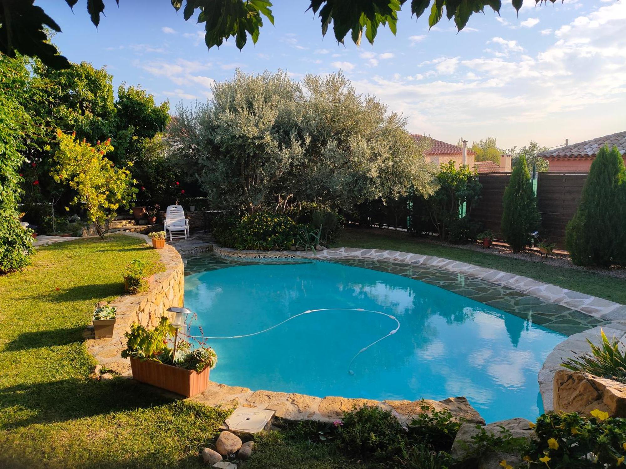 Villa 140 M2 Piscine Jardin 5 Personnes Et Un Bebe *