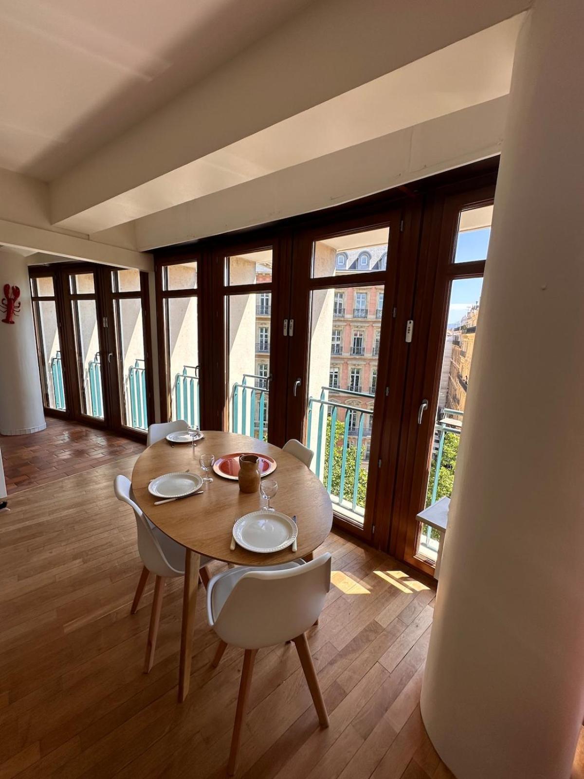 Le Panoramique - T3 Centre-ville, Vieux-port, Gare Saint-charles Apartment *