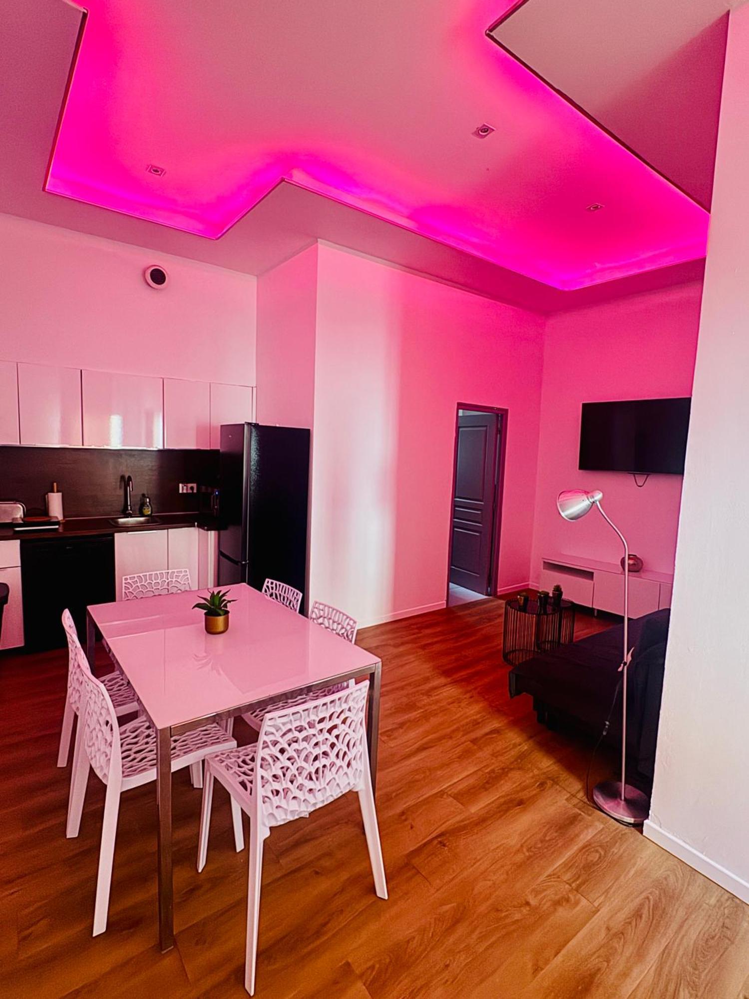 Ferienhaus Jolie Maison Individuelle 50 M2 ,design Et Climatisee, Confort, Wifi, Terasse Privee , 5 Min Et Autoroute, Stationnement Gratuit