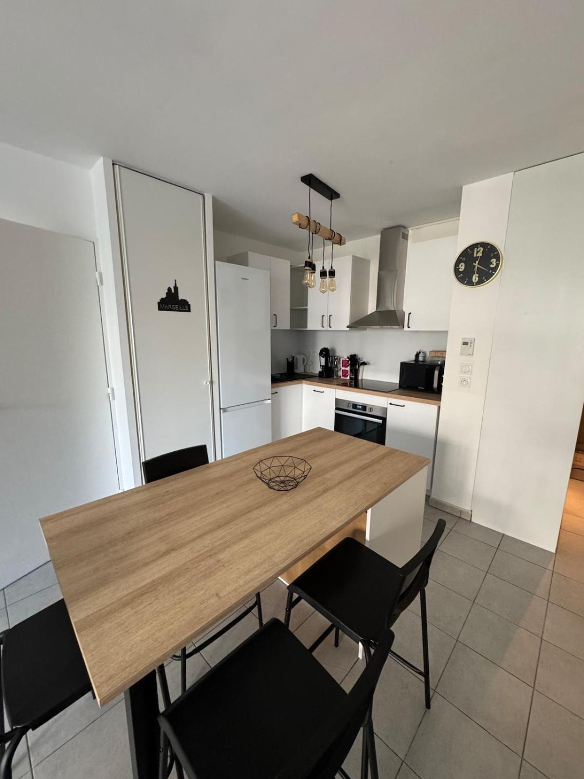 T2 Proche Des Calanques Sormiou Et Morgiou Appartement *