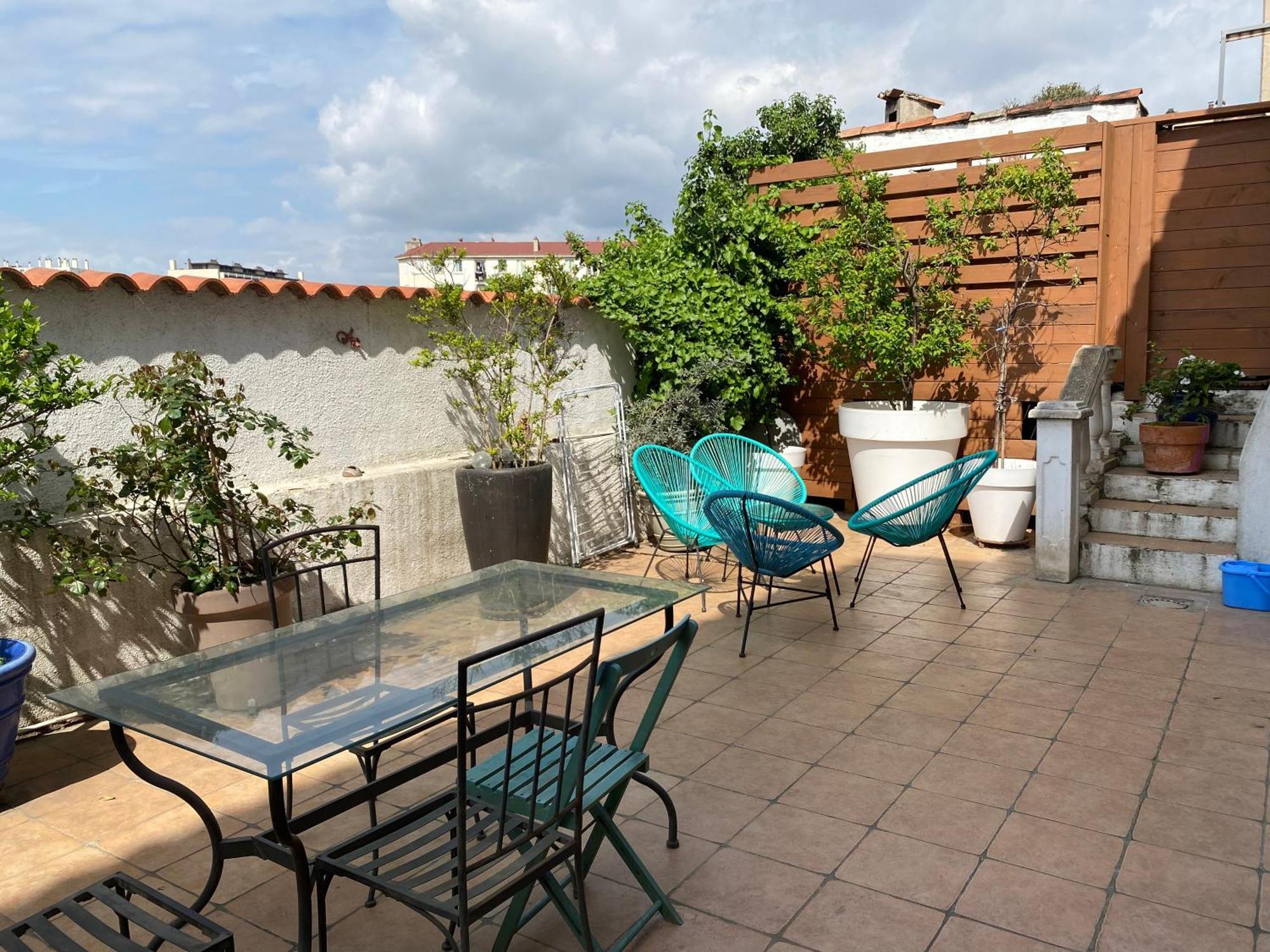 Maison 3 Gde Terrasse Proche Vieux Port Et Sncf Hébergement de vacances Marseille