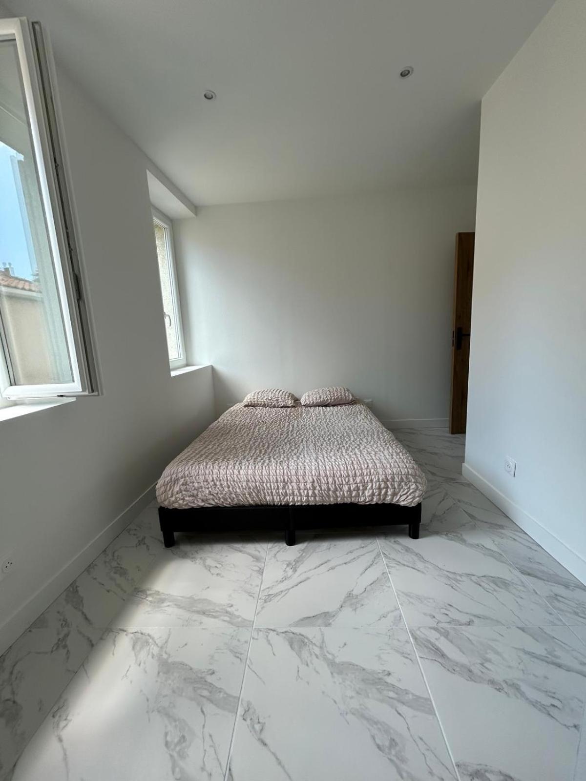 T3, Wi-fi ,climatise 2eme Etage Et Dernier Etage *