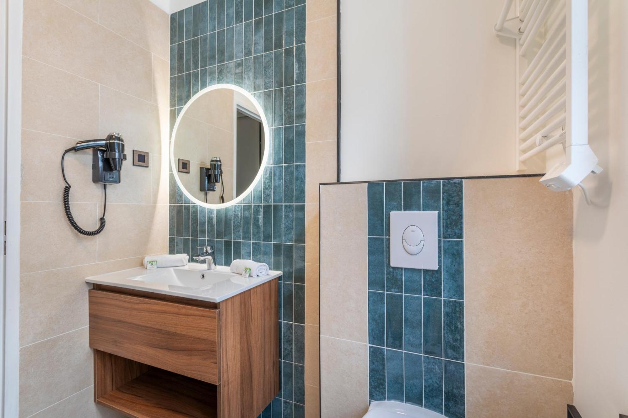 Residhotel Vieux Port 3* Marseilles