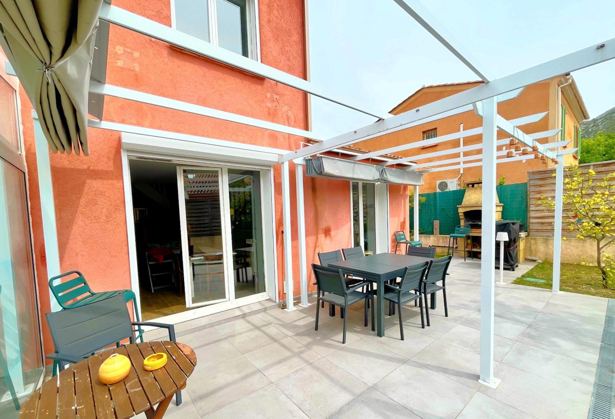 Perdrix Villa Marseille