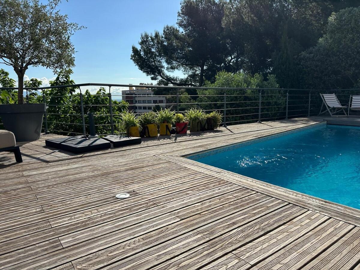 Avec Piscine Privee Et Vue Panoramique Appartement Marseille