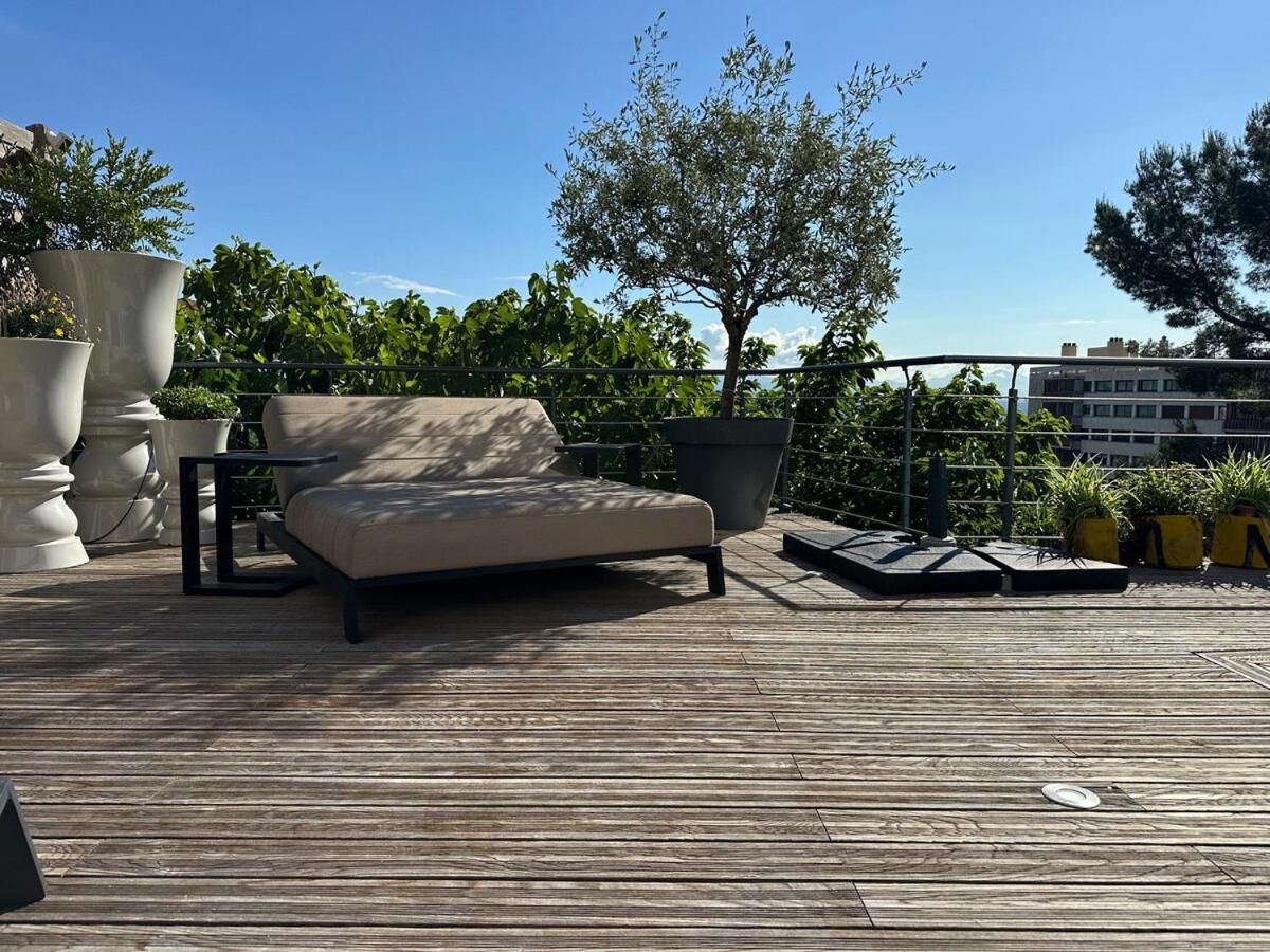 Appartement Avec Piscine Privee Et Vue Panoramique Marseille