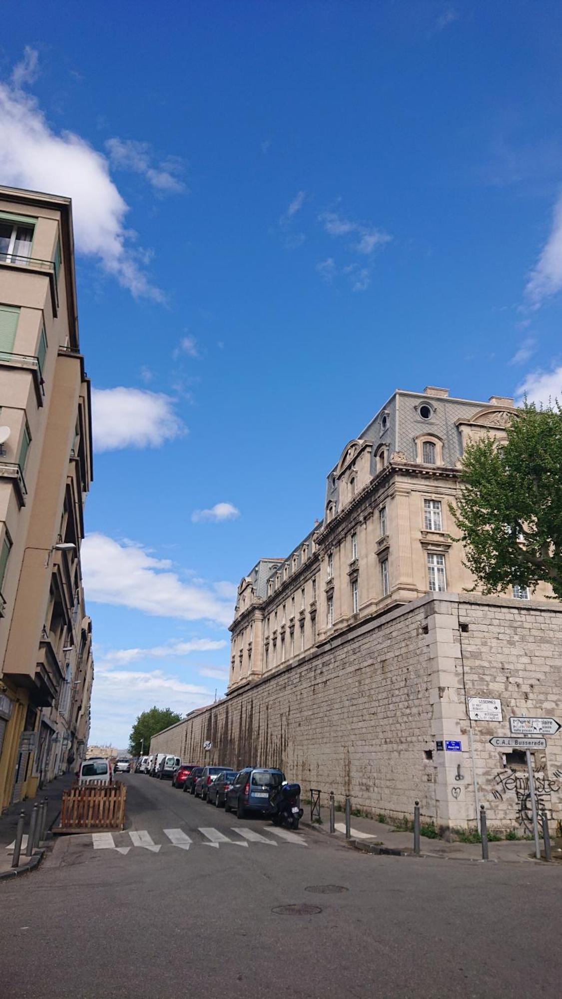 St Charles / La Friche Privatunterkunft *