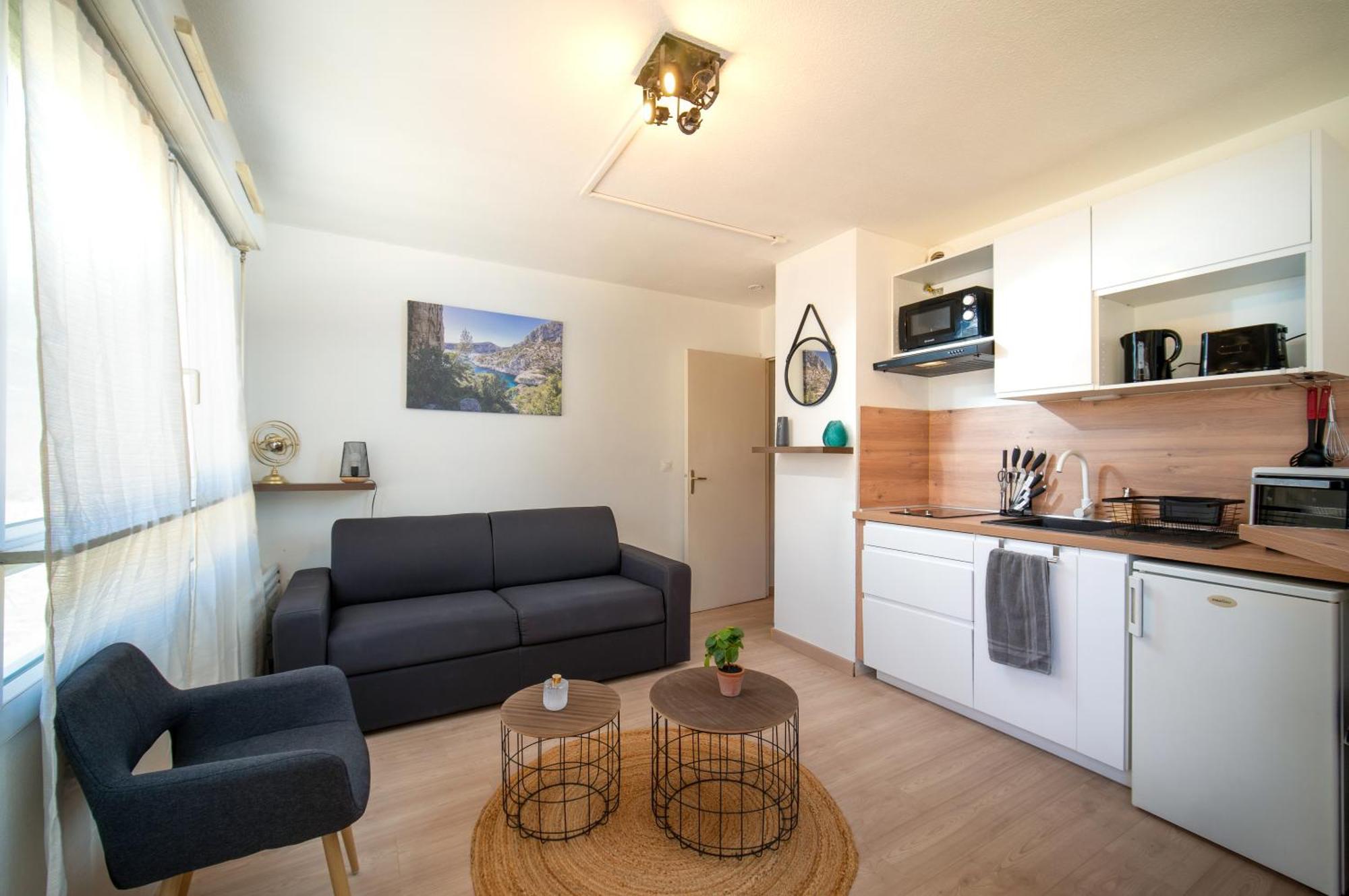 Climatise Avec Parking A 6min A Pied De La Gare St Charles Apartment Marseille
