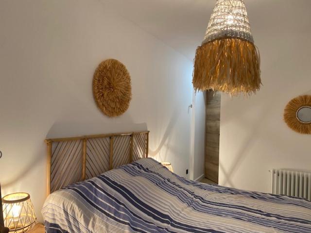 Couette-café A L'ombre Du Platane Marseille