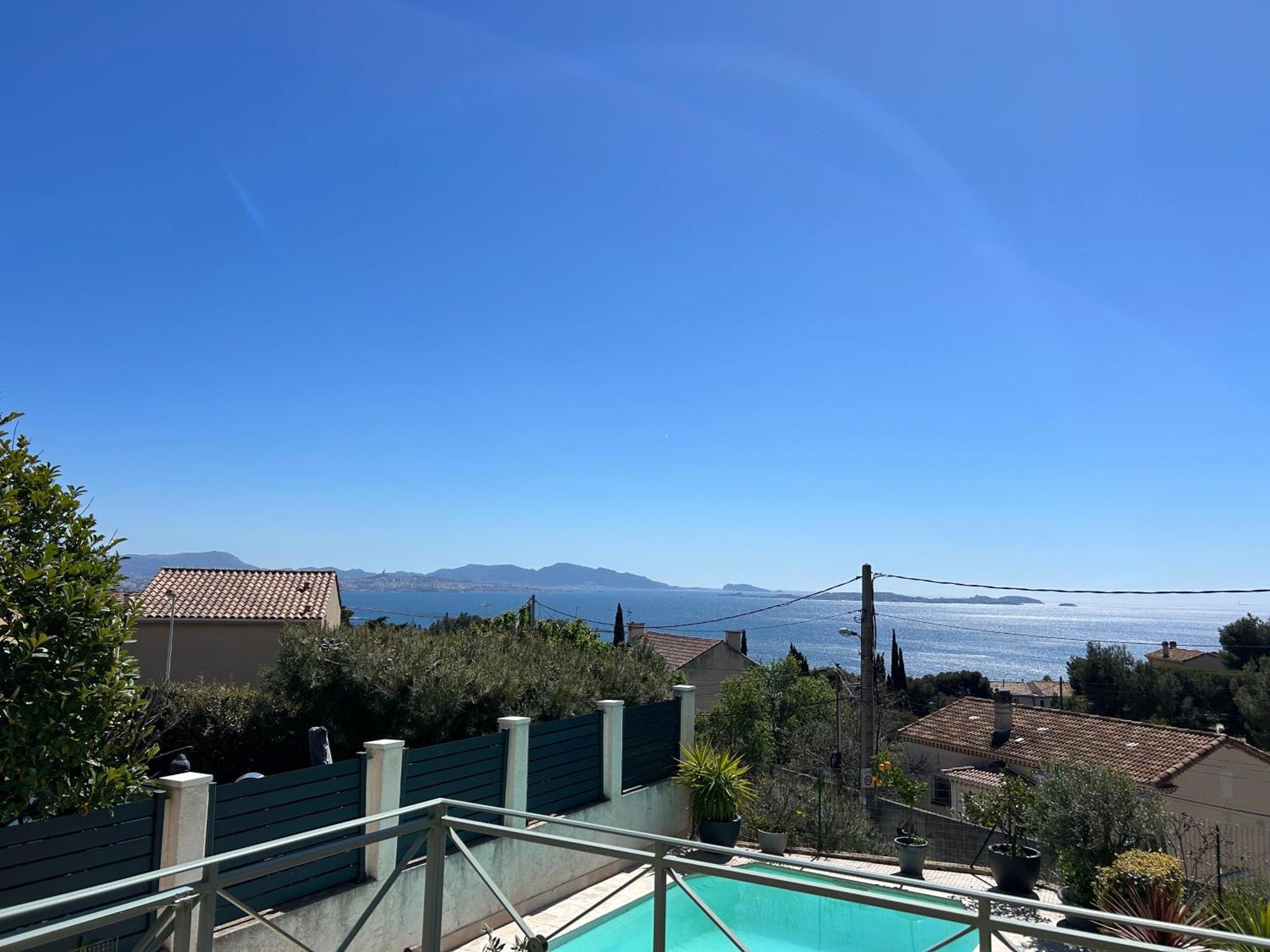 Maison Entierement Climatisee Vue D'exception Et Rade De Avec Piscine 8 Personnes Marseille