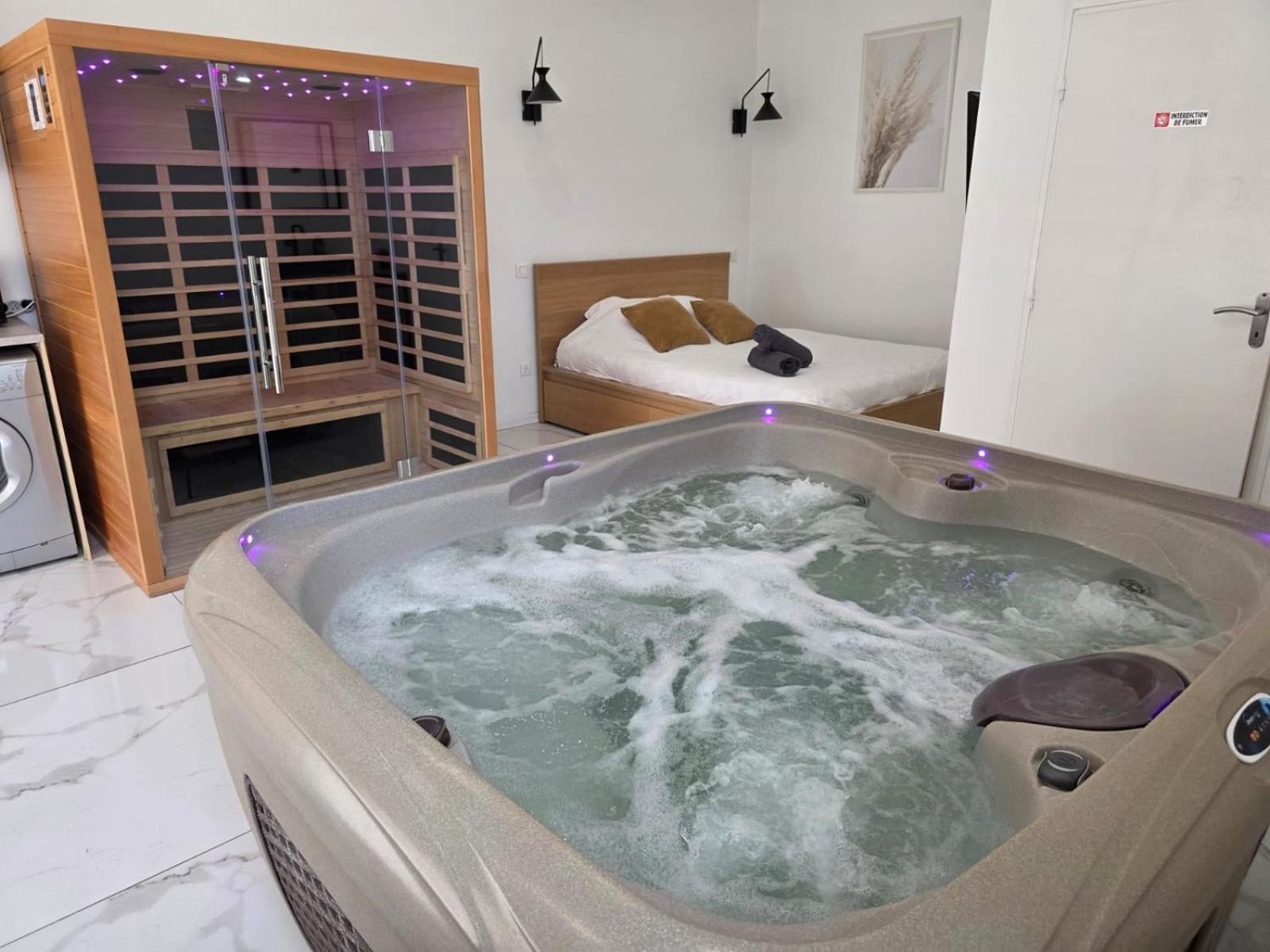 Jacuzzi Sauna Privatif *