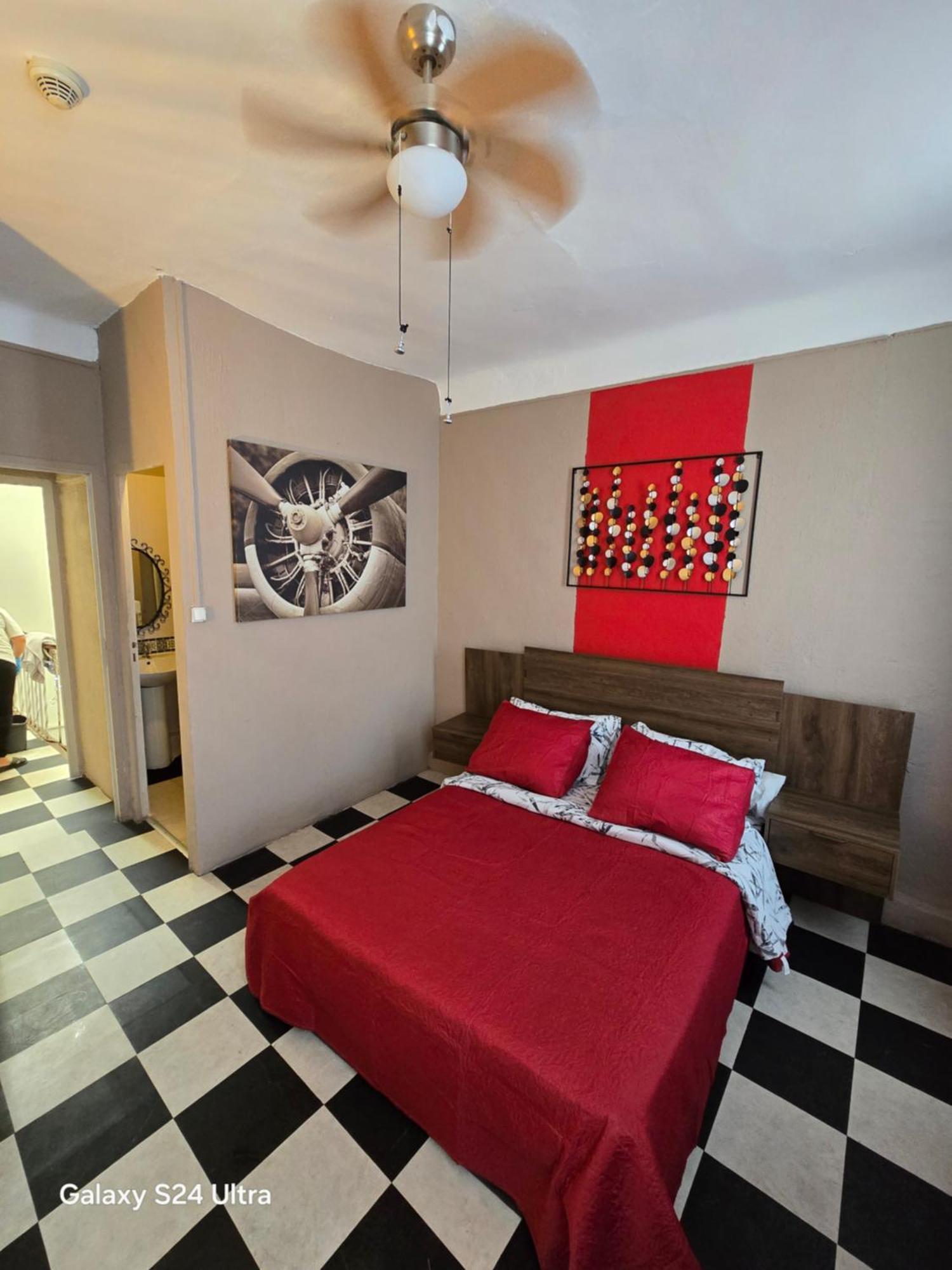 Des Allees Hotel