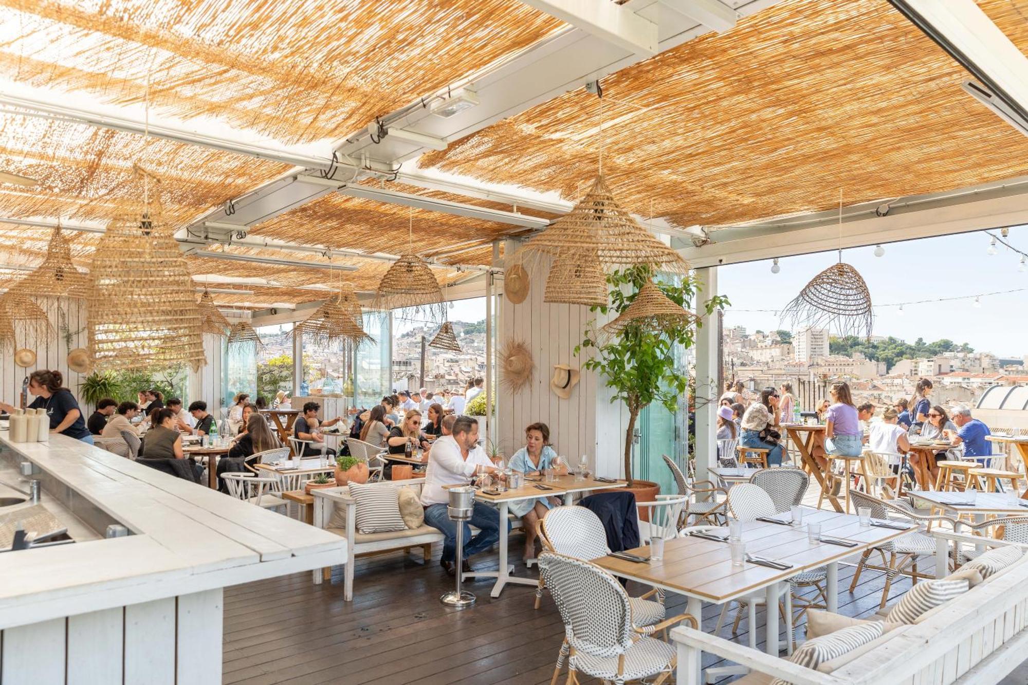 The Babel Community - Vieux Port Aparthotel *