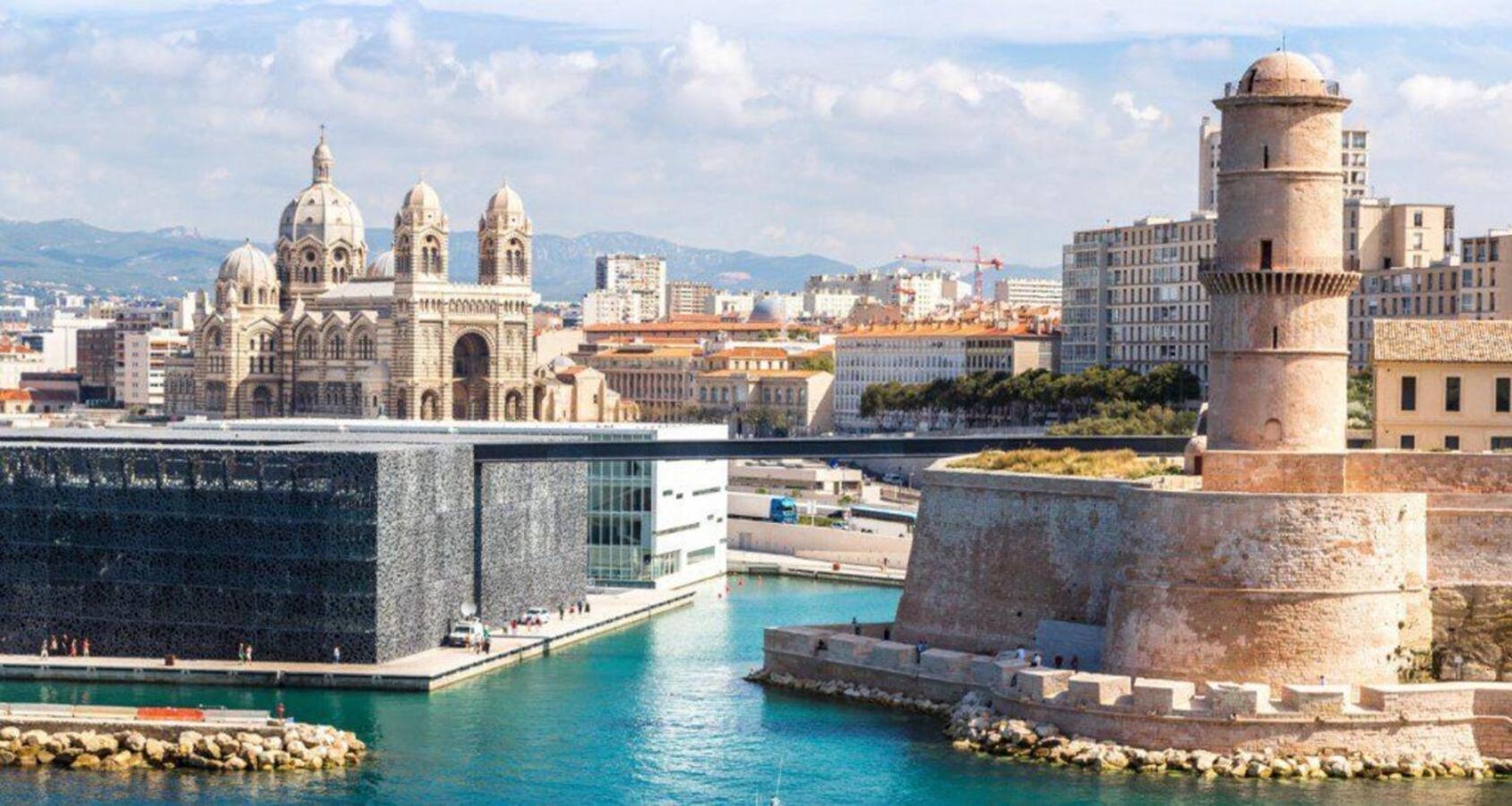 Nuitee Sur Un Yacht D'exception Face Au Mucem, Au Coeur Du Vieux-port