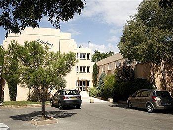 Hotel Logis Les Cigalons Marseille