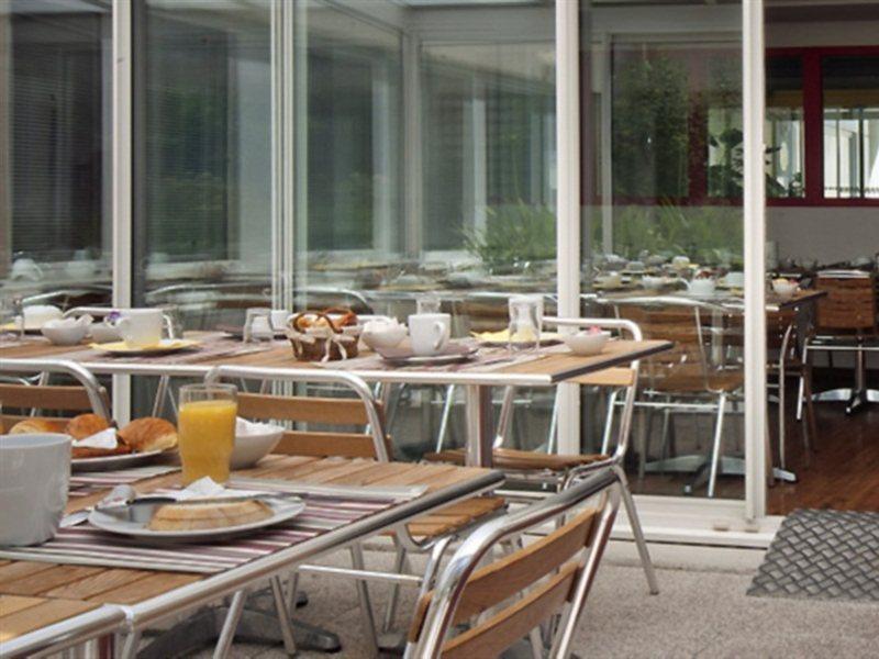 Adagio Access Prado Perier Aparthotel Marseilles