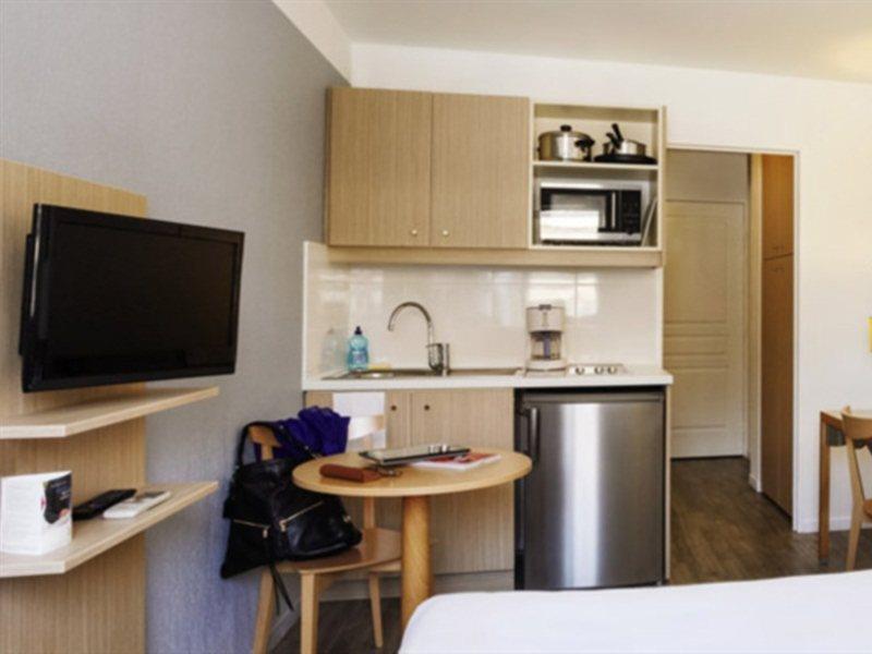 Adagio Access Prado Perier Aparthotel 3*