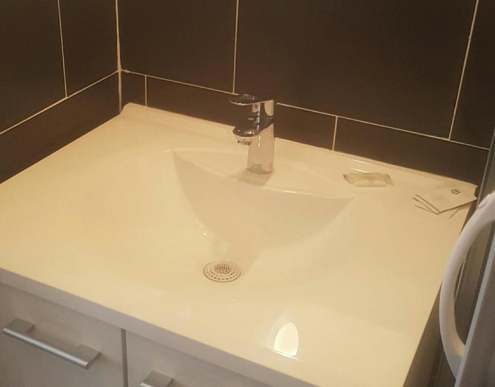 Paradis - Centre Prefecture Hotel 2*