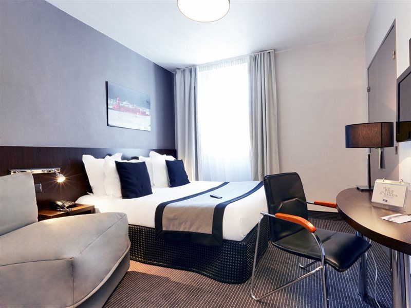 Kyriad Centre Paradis-prefecture 3* Marseilles