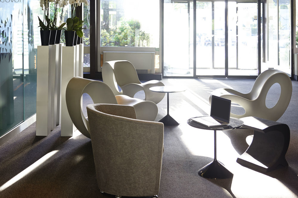 Hotel Novotel Est 4*