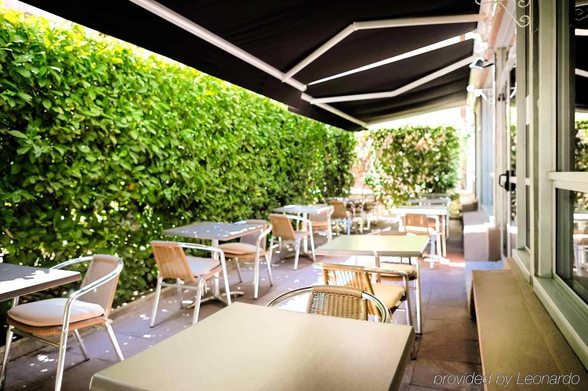 Prado Parc Des Expositions 3* Marseilles