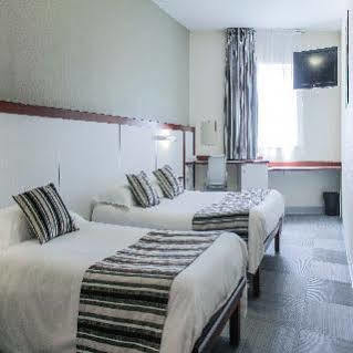 Greet Parc Chanot Velodrome Hotel 2*